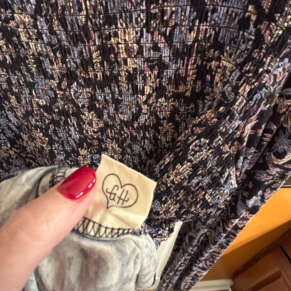 Good Hart Size XL Floral women’s top - Picture 6 of 11
